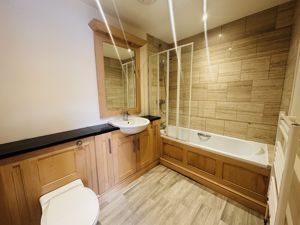 BATHROOM- click for photo gallery